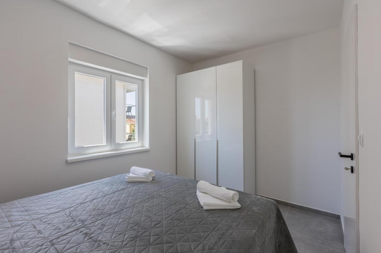 Carpe Diem Luxury Apartments Rogoznica  Exteriör bild