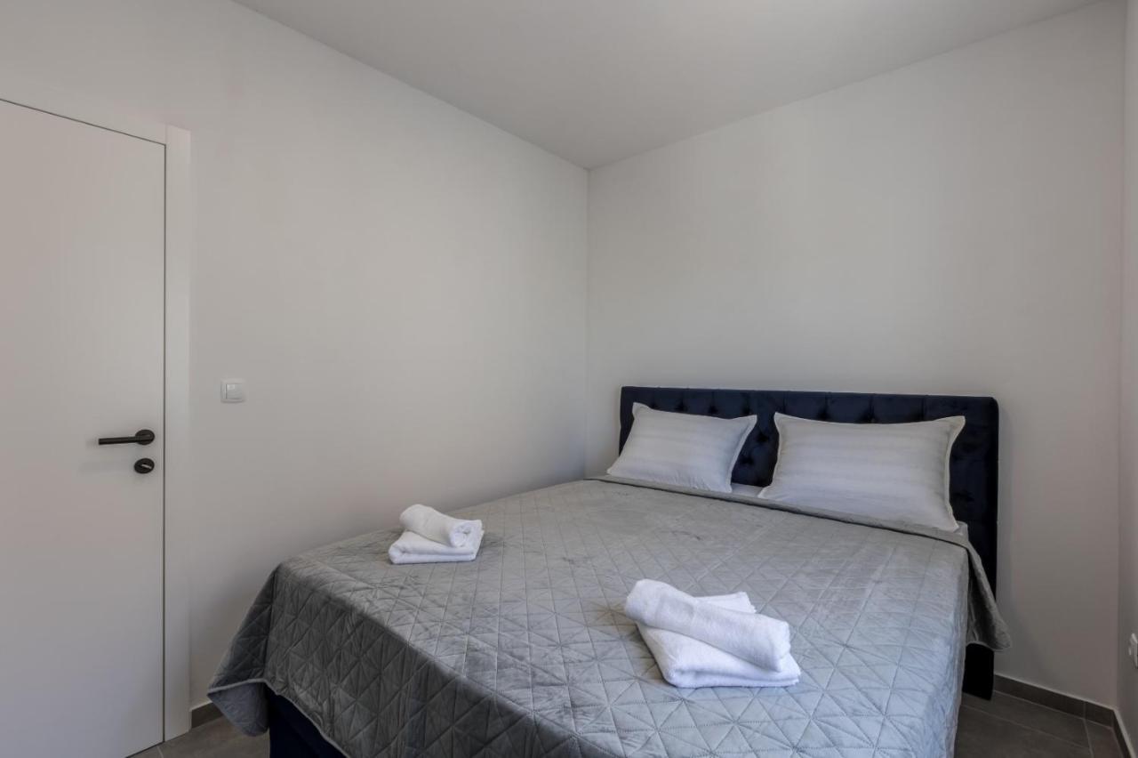 Carpe Diem Luxury Apartments Rogoznica  Exteriör bild