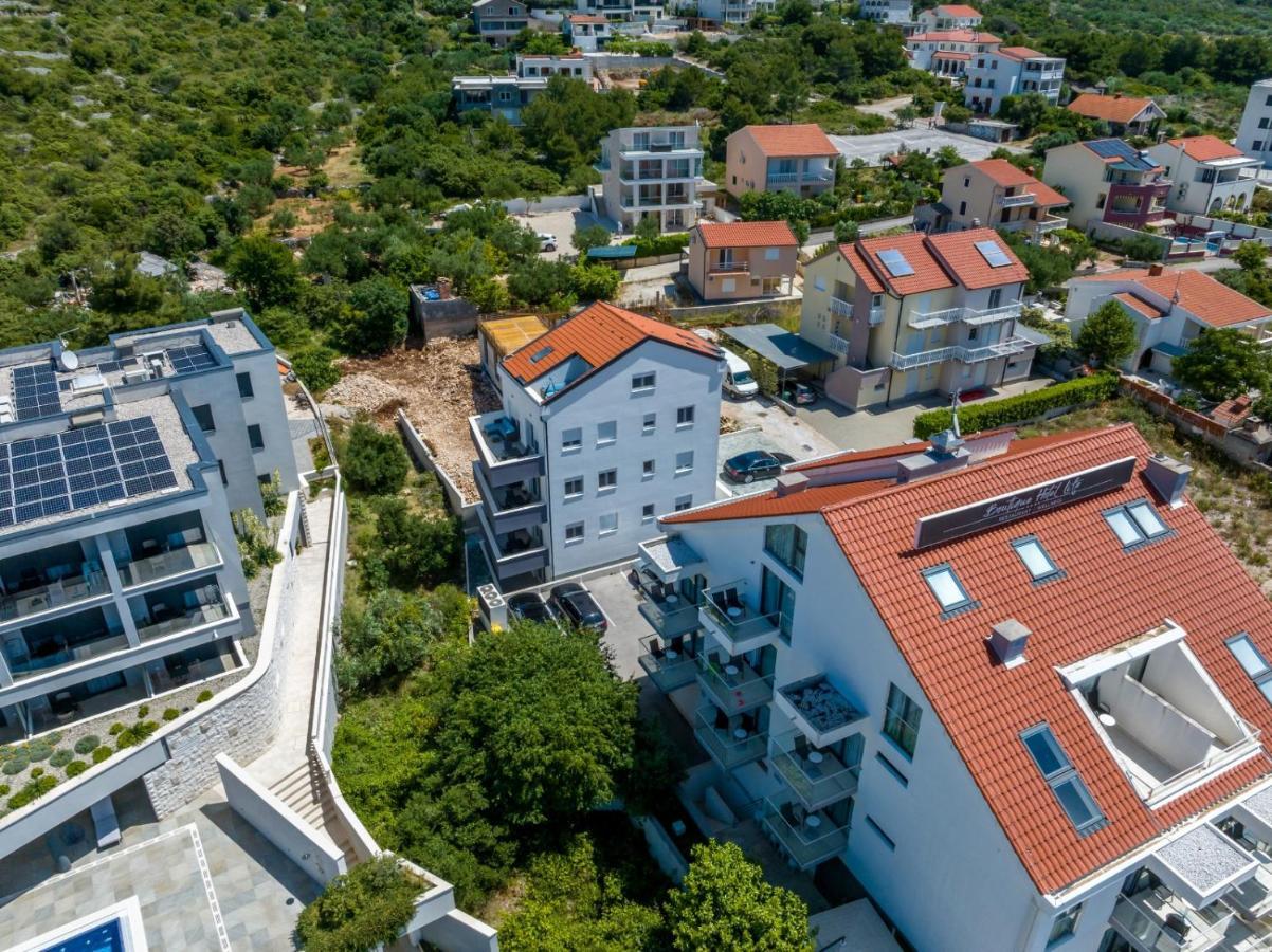 Carpe Diem Luxury Apartments Rogoznica  Exteriör bild